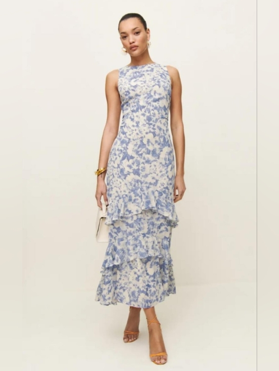 Reformation Dresses & Skirts - Reformation Magnus Dress Blue Floral